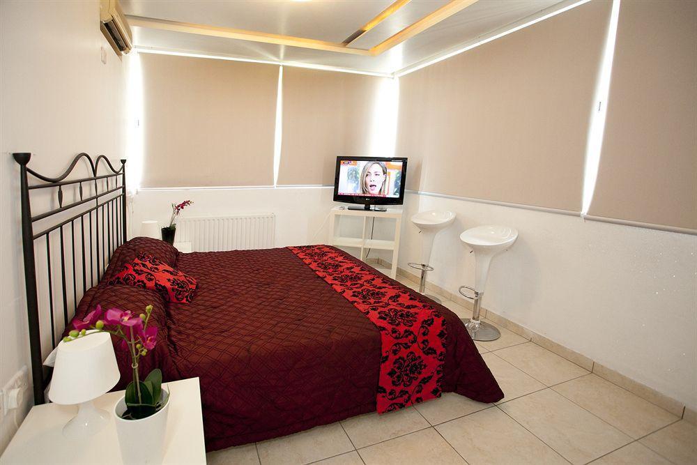 The Palms Hotel Apartments Limassol Exterior photo