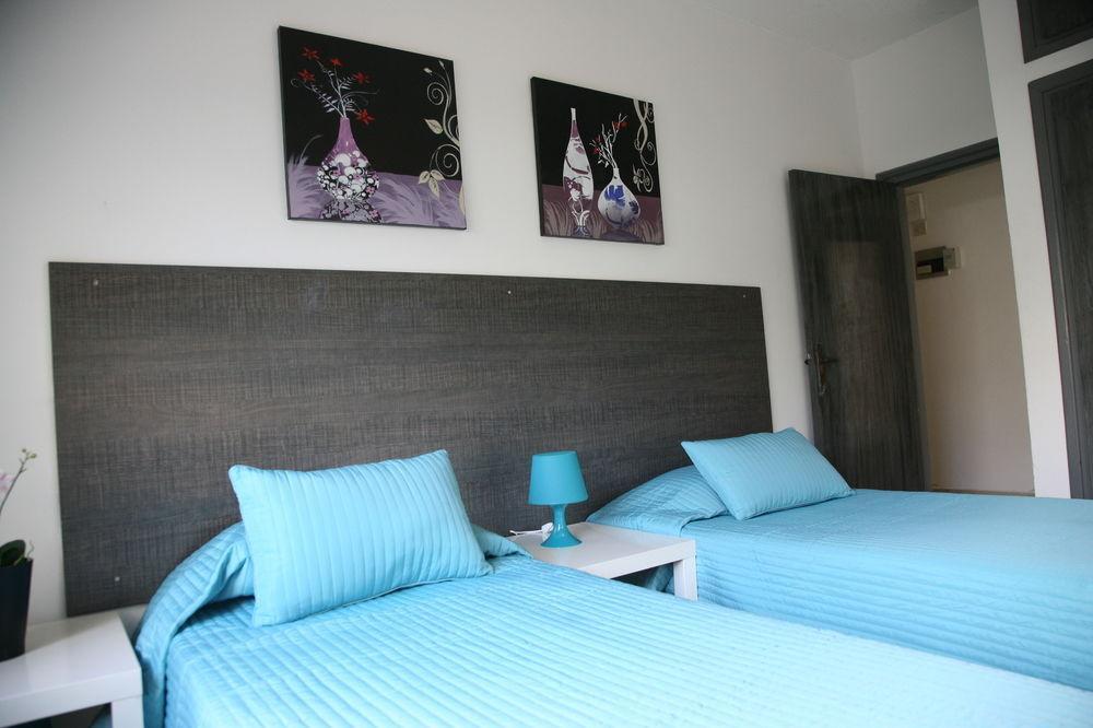 The Palms Hotel Apartments Limassol Exterior photo