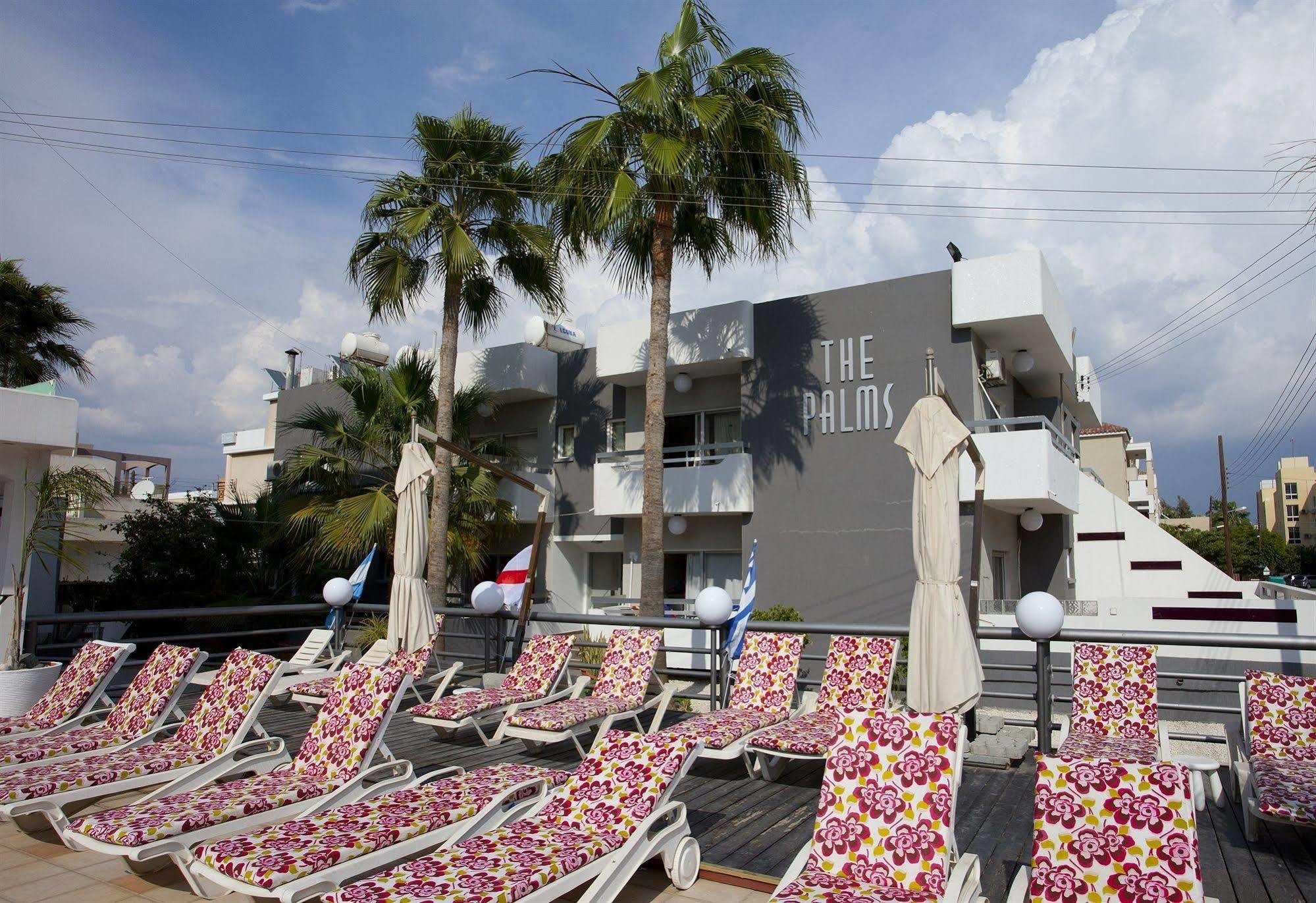 The Palms Hotel Apartments Limassol Exterior photo